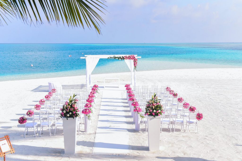 beach wedding set up